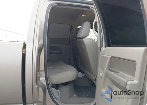 2006 Dodge Ram 1500 Slt z USA, uszkodzony, nr VIN 1D7HA18226S618239